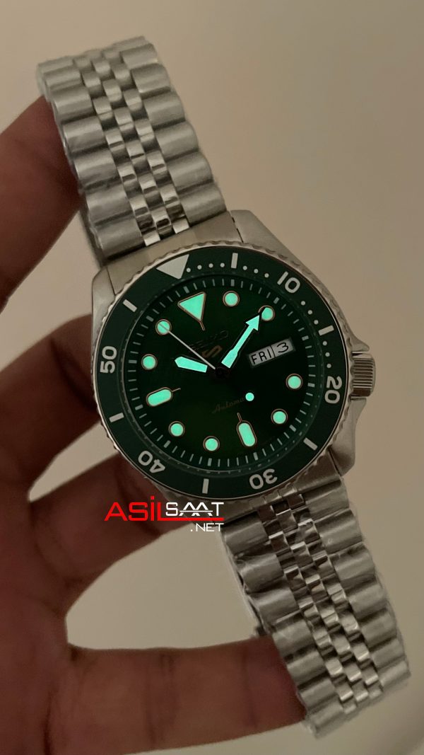 Seiko 5 Sports Yeşil Jubilee 42mm Seiko 5 Sports Yeşil Jubilee 42mm