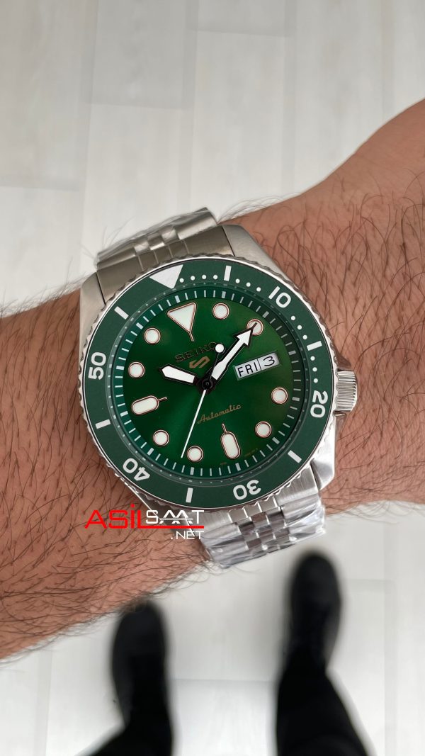 Seiko 5 Sports Yeşil Jubilee 42mm Seiko 5 Sports Yeşil Jubilee 42mm