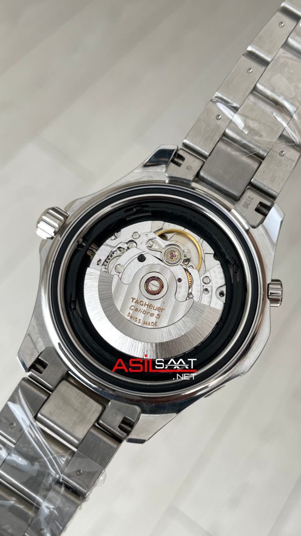 TAG Heuer Aquaracer Calibre 5 Beyaz Kadran 43mm 2824-2 Swiss ETA Saat TAG Heuer Aquaracer Calibre 5 Beyaz Kadran 43mm 2824-2 Swiss ETA Saat