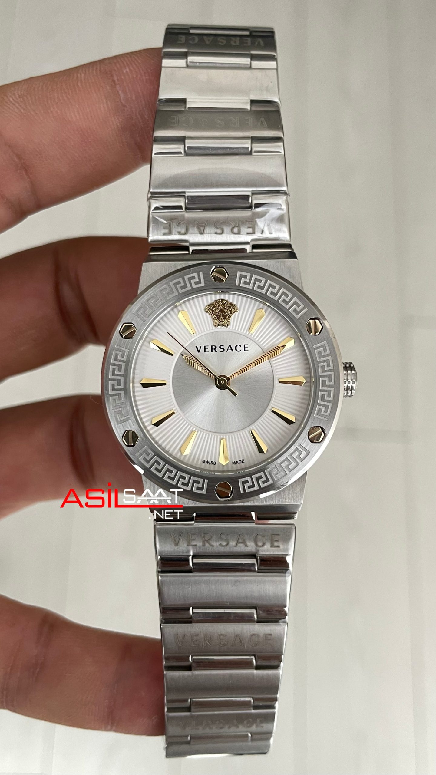 Versace Greca Logo Beyaz Kadran 38mm Kadın Saati Versace Greca Logo Beyaz Kadran 38mm Kadın Saati