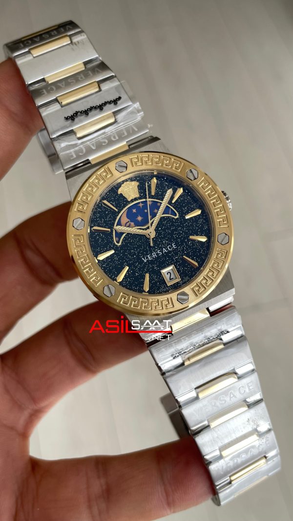 Versace Greca Logo Moonphase Siyah Kadran 38mm Silver Gold Kadın Saati Versace Greca Logo Moonphase Siyah Kadran 38mm Silver Gold Kadın Saati