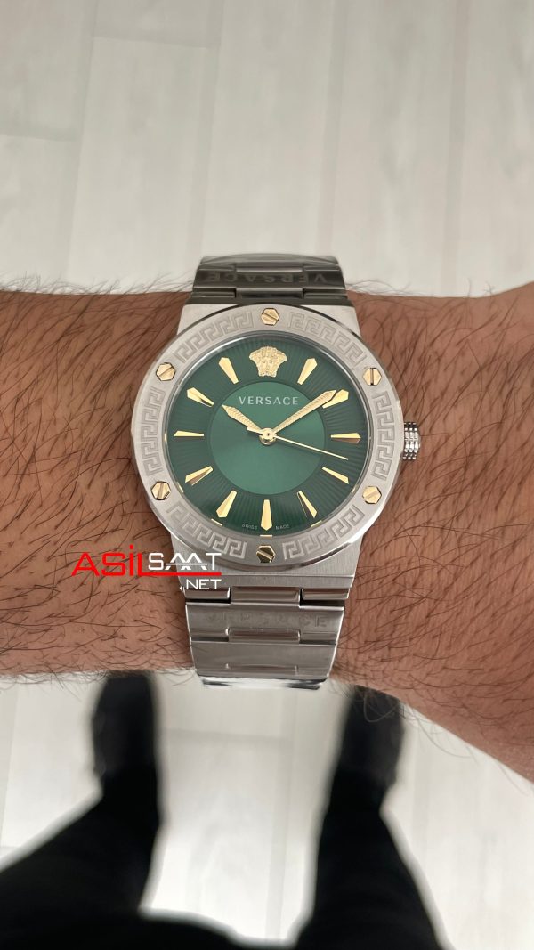 Versace Greca Logo Yeşil Kadran 38mm Kadın Saati Versace Greca Logo Yeşil Kadran 38mm Kadın Saati