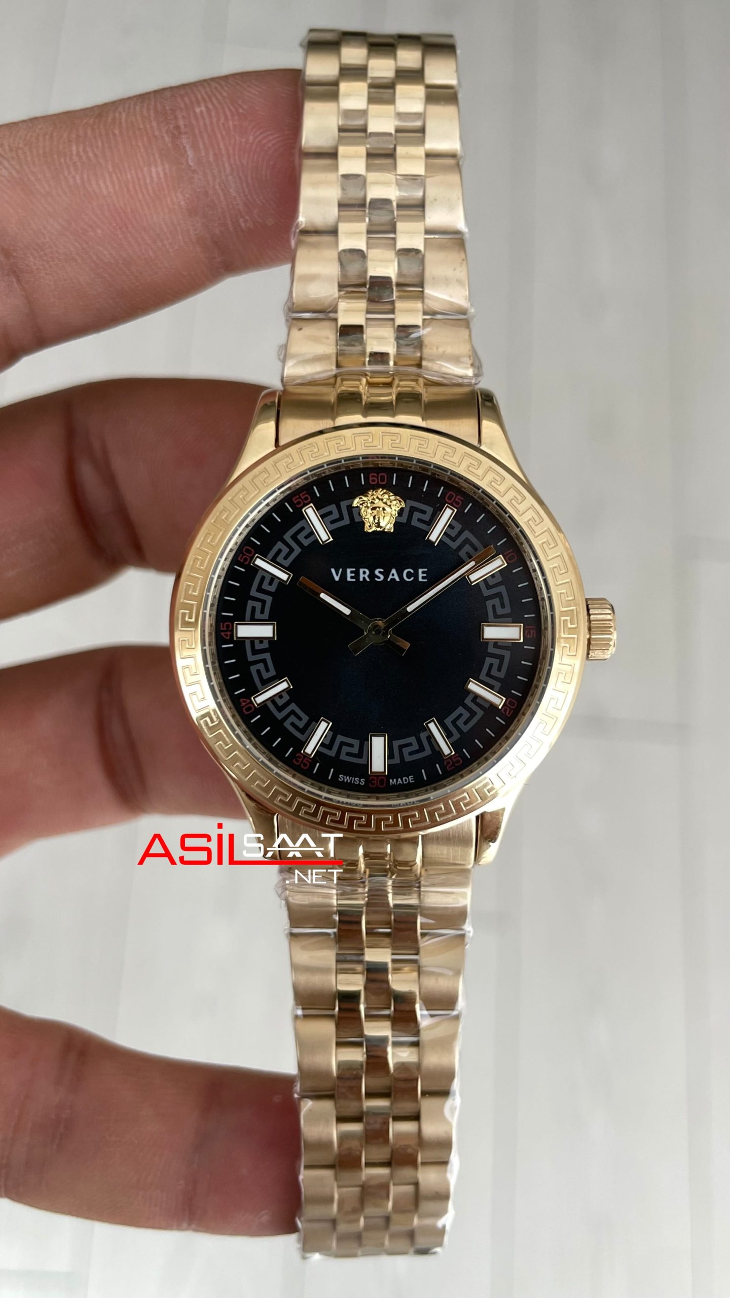 Versace V Code Siyah 35mm Gold Kadın Saati Versace V Code Siyah 35mm Gold Kadın Saati