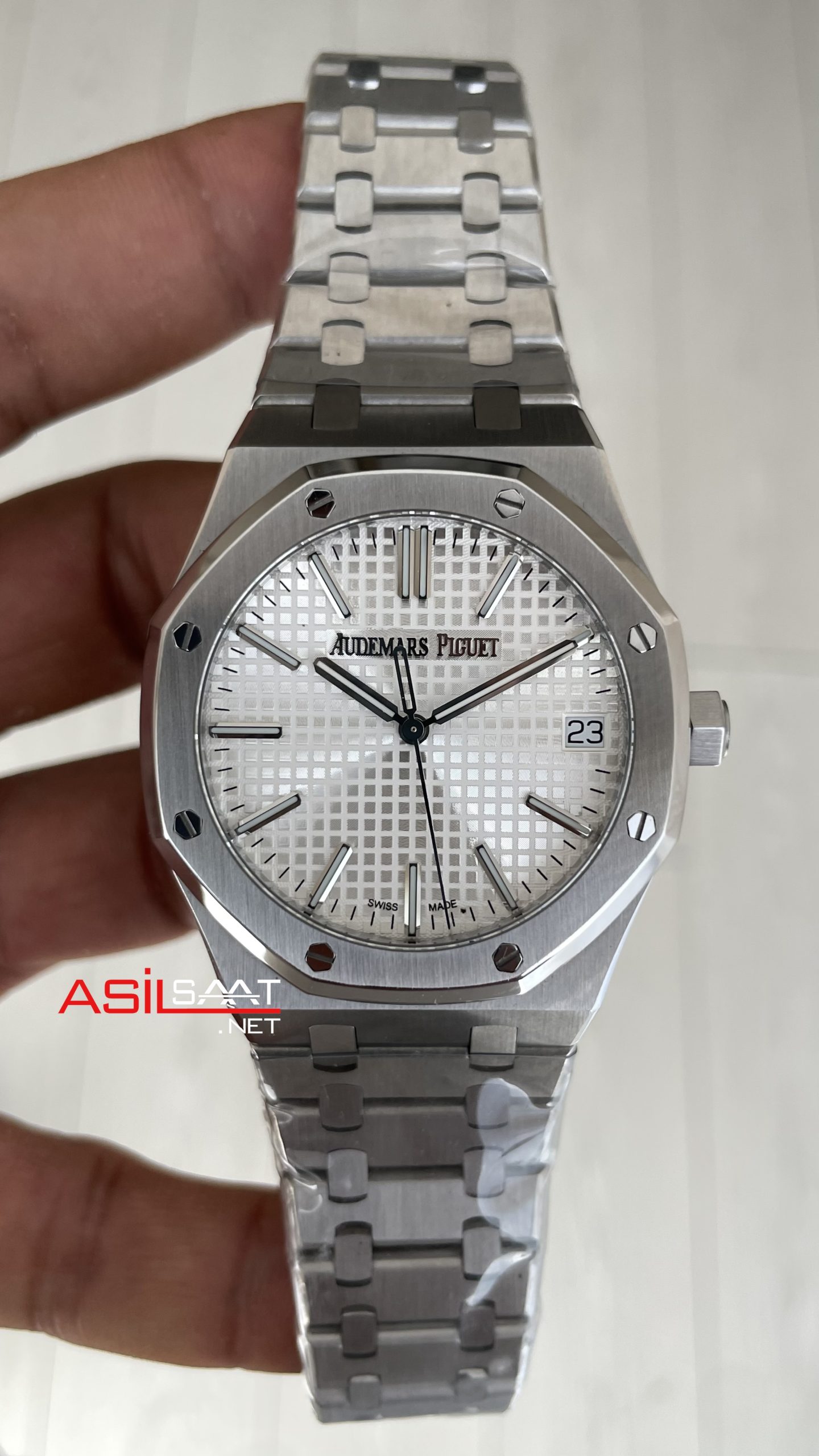 Audemars Piguet Royal Oak 15510ST Beyaz Kadran 50th Anniversary 41mm Super Clone ETA Swiss ZF Factory Audemars Piguet Royal Oak 15510ST Beyaz Kadran 50th Anniversary 41mm Super Clone ETA Swiss ZF Factory
