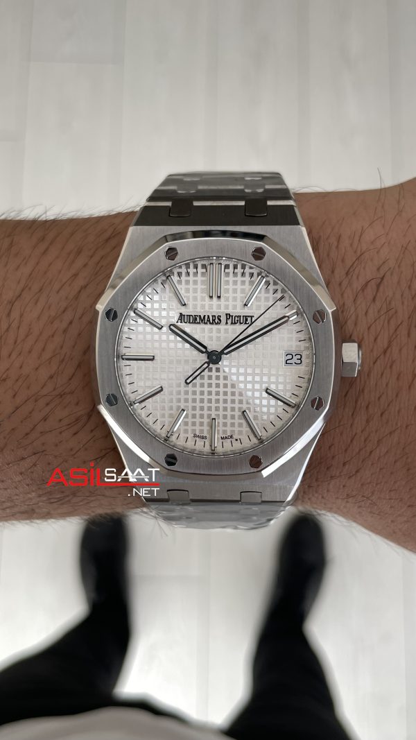 Audemars Piguet Royal Oak 15510ST Beyaz Kadran 50th Anniversary 41mm Super Clone ETA Swiss ZF Factory Audemars Piguet Royal Oak 15510ST Beyaz Kadran 50th Anniversary 41mm Super Clone ETA Swiss ZF Factory