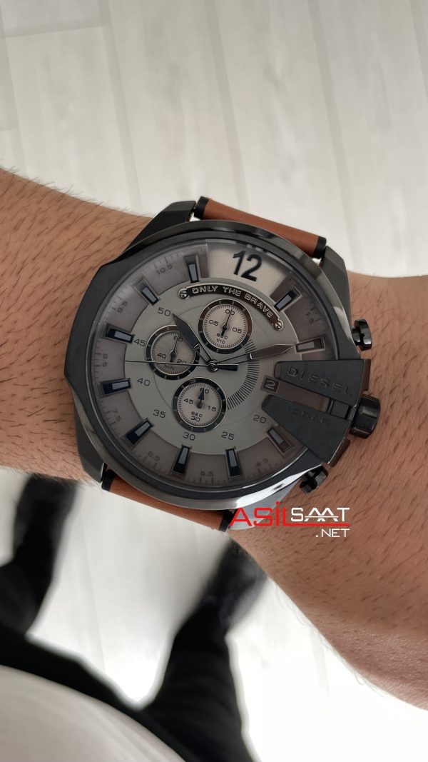 Diesel DZ4463 Mega Chief PVD Kahverengi 51mm Erkek Kol Saati Diesel DZ4463 Mega Chief PVD Kahverengi 51mm Erkek Kol Saati