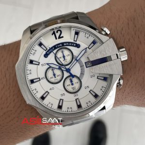 Diesel DZ4477 Mega Chief Beyaz Kadran 51mm Erkek Kol Saati