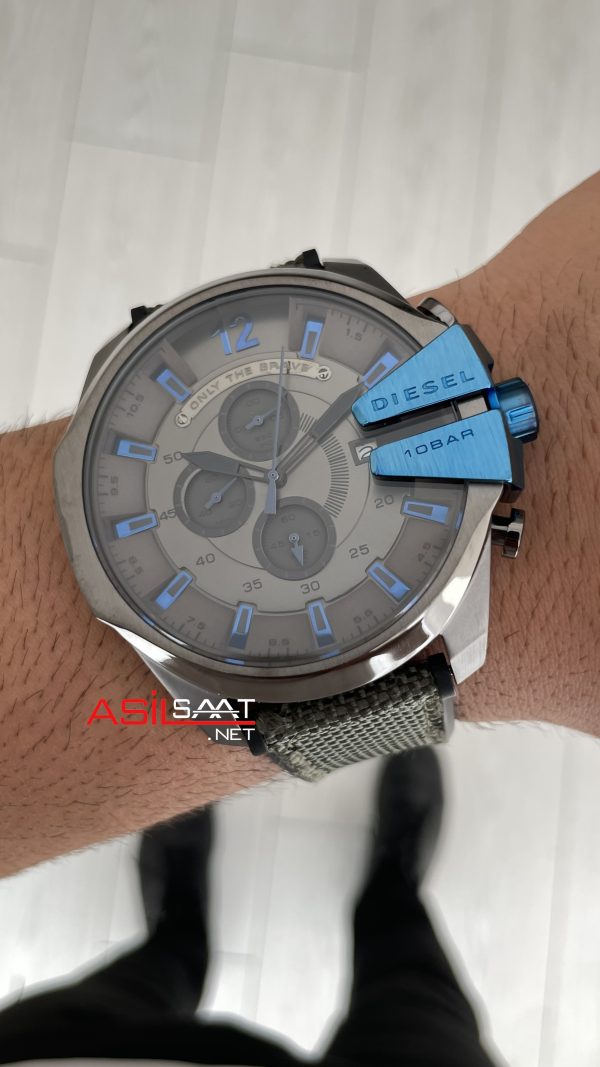 Diesel DZ4500 Mega Chief Yeşil 51mm Erkek Kol Saati