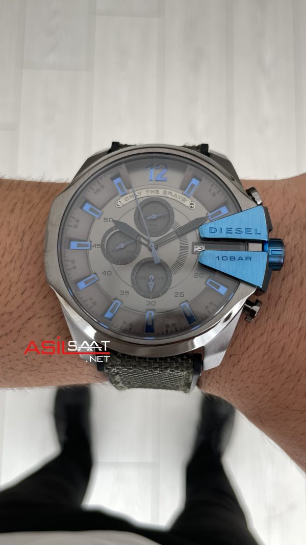 Diesel DZ4500 Mega Chief Yeşil 51mm Erkek Kol Saati