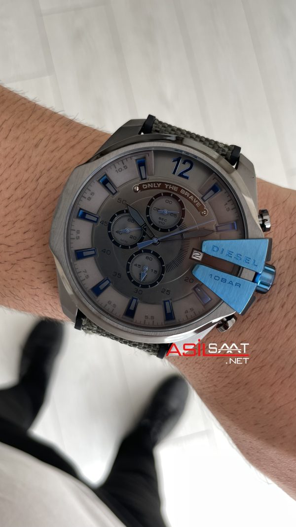 Diesel DZ4500 Mega Chief Yeşil 51mm Erkek Kol Saati