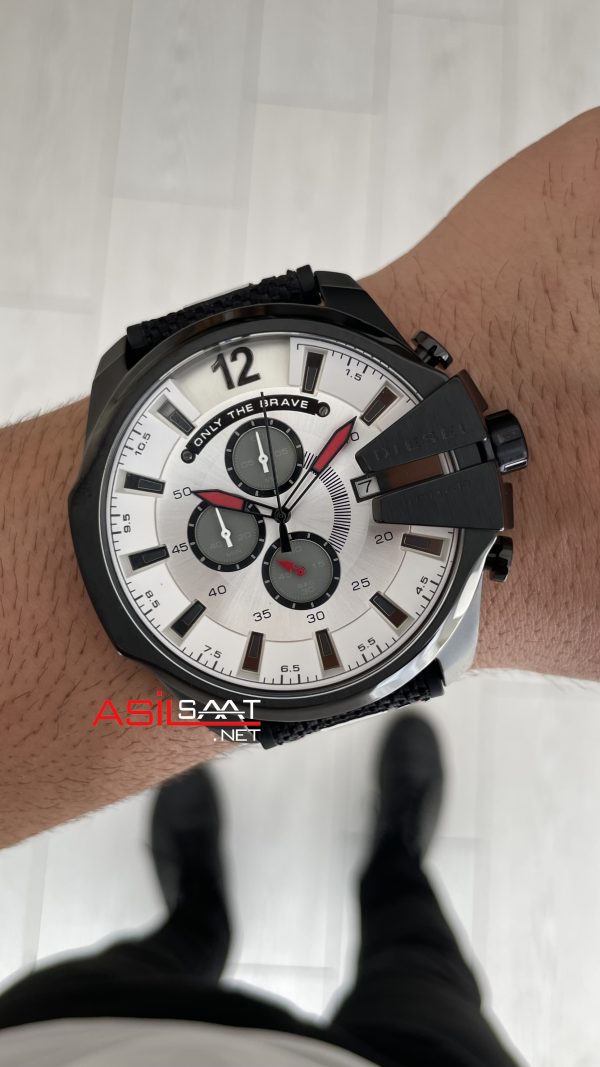 Diesel DZ4512 Mega Chief Denim Beyaz Kadran PVD 51mm Erkek Kol Saati Diesel DZ4512 Mega Chief Denim Beyaz Kadran PVD 51mm Erkek Kol Saati