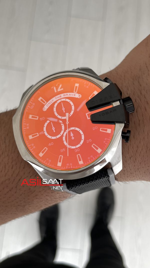 Diesel DZ4523 Mega Chief Silver 51mm Erkek Kol Saati