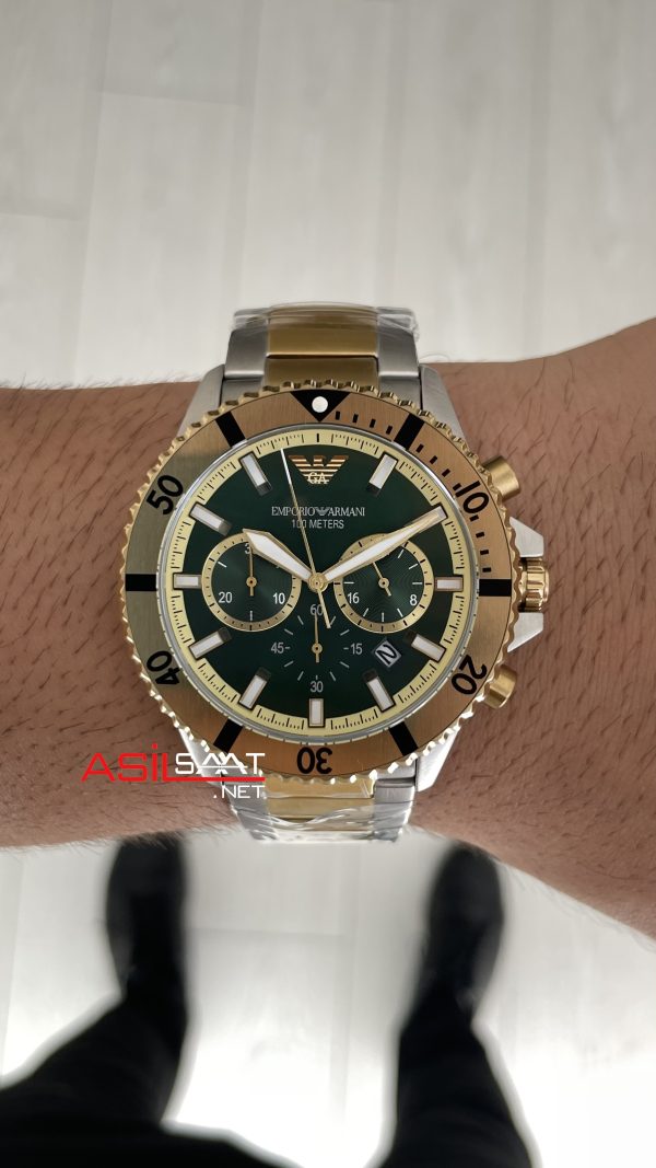 Emporio Armani Diver Chronograph AR11586 Yeşil Kadran 43mm Two Tone Gold Replika Saat Emporio Armani Diver Chronograph AR11586 Yeşil Kadran 43mm Two Tone Gold Replika Saat