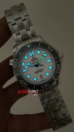 Omega Seamaster Diver 300M Beyaz Kadran 42mm Super Clone Swiss ETA Saat VS Factory