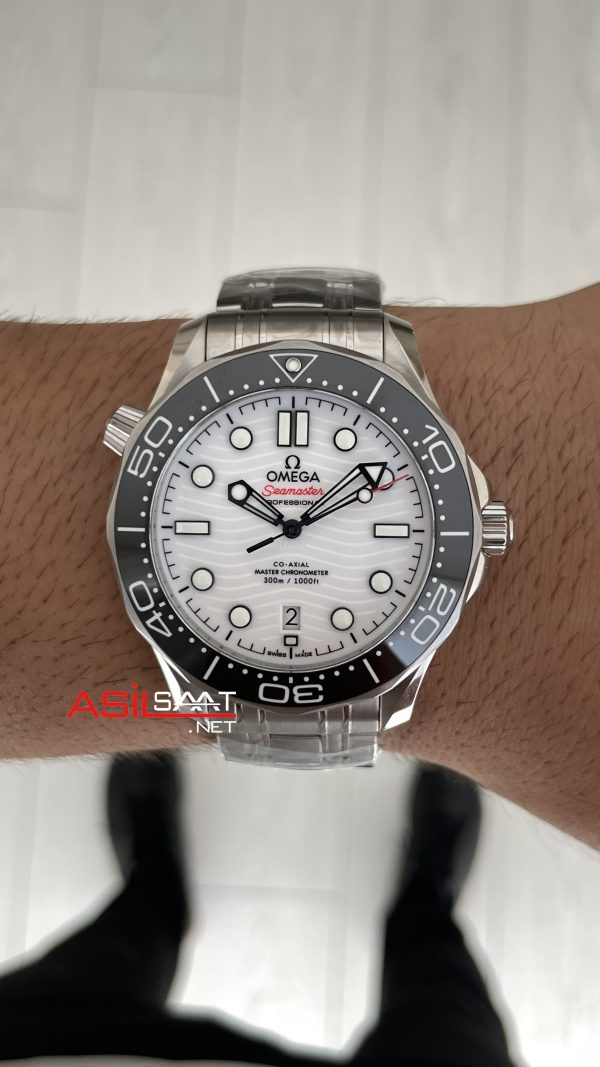 Omega Seamaster Diver 300M Beyaz Kadran 42mm Super Clone Swiss ETA Saat VS Factory Omega Seamaster Diver 300M Beyaz Kadran 42mm Super Clone Swiss ETA Saat VS Factory