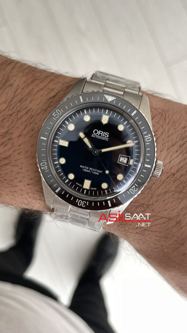 Oris Divers Sixty-Five Siyah Swiss ETA Saat