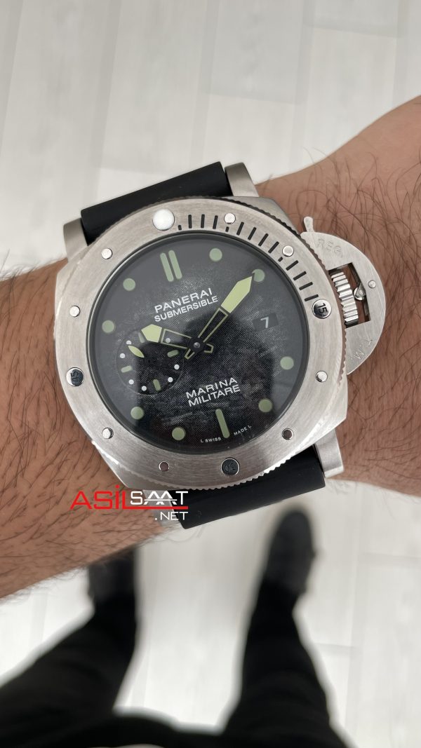 Panerai Submersible Verde Militare Siyah Silver 47mm Replika Saat Panerai Submersible Verde Militare Siyah Silver 47mm Replika Saat