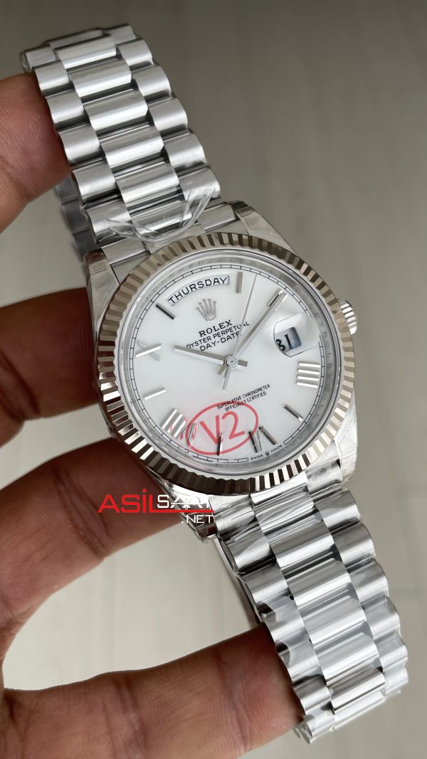 Rolex Day Date Beyaz Kadran 228239 White Roman Dial 40mm President DD3255 Tungsten VS Factory V2 High Weight Super Clone Swiss ETA Saat