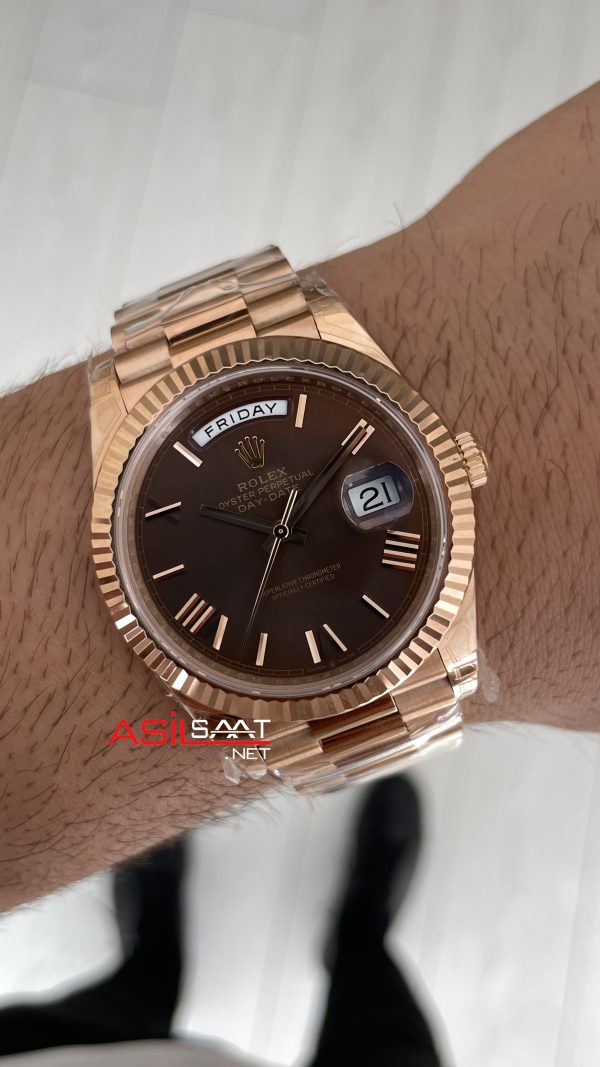 Rolex Day Date Chocolate 228235 Romen Dial 40mm President DD3255 Everose Gold Tungsten VS Factory V2 Super Clone Swiss ETA Saat