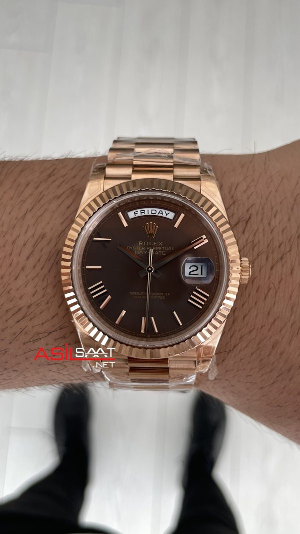 Rolex Day Date Chocolate 228235 Romen Dial 40mm President DD3255 Everose Gold Tungsten VS Factory V2 Super Clone Swiss ETA Saat