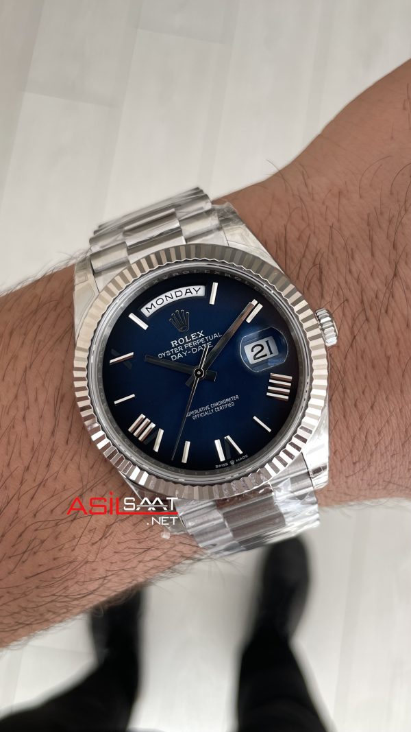 Rolex Day Date Ombre Blue 228239 Gölgeli Mavi Kadran 40mm President DD3255 Tungsten VS Factory V2 High Weight 183gr Super Clone Swiss ETA Saat