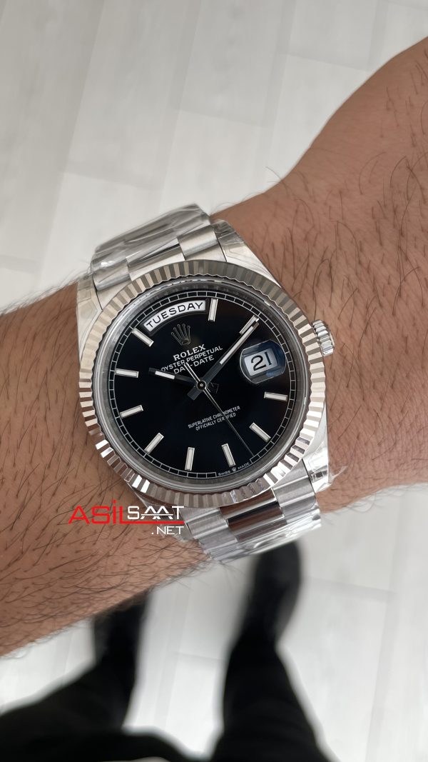 Rolex Day Date Siyah Kadran 228239 Bright Black Dial 40mm President DD3255 Tungsten VS Factory V2 High 183gr Weight Super Clone Swiss ETA Saat