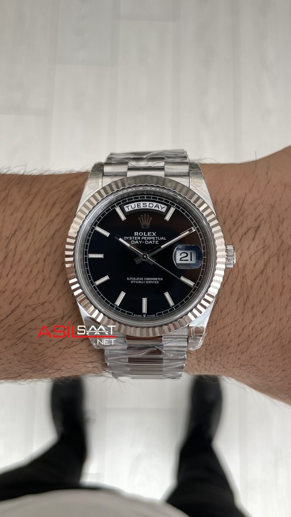Rolex Day Date Siyah Kadran 228239 Bright Black Dial 40mm President DD3255 Tungsten VS Factory V2 High 183gr Weight Super Clone Swiss ETA Saat