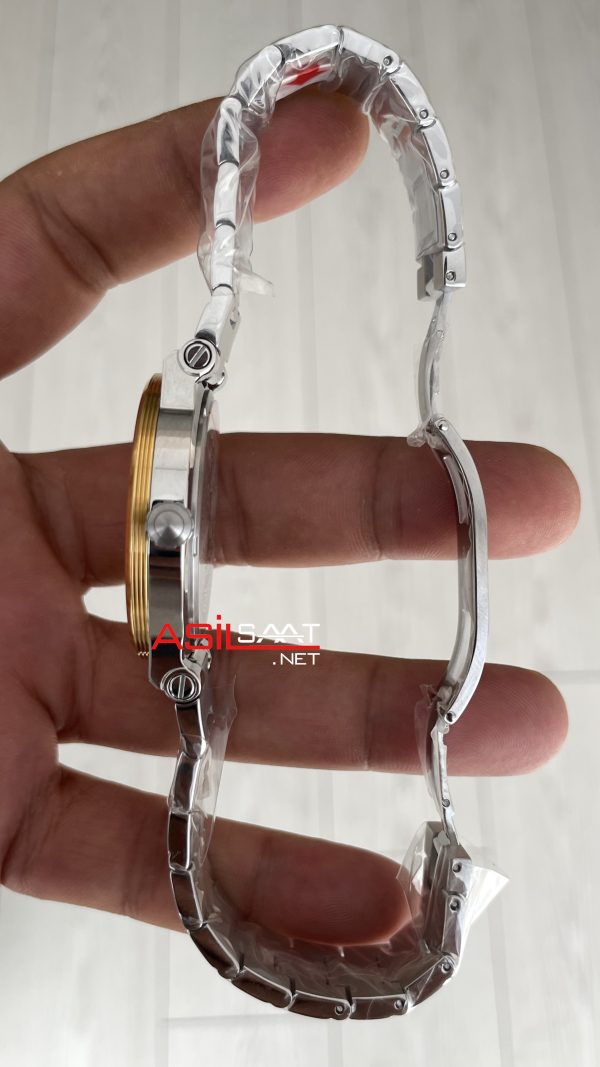 Versace Greca Logo VEVH00620 Beyaz Kadran 38mm Two Tone Gold Kadın Kol Saati Versace Greca Logo VEVH00620 Beyaz Kadran 38mm Two Tone Gold Kadın Kol Saati
