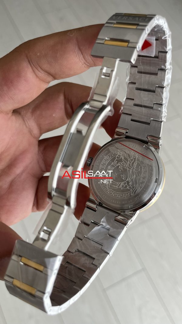 Versace Greca Logo VEVH00620 Beyaz Kadran 38mm Two Tone Gold Kadın Kol Saati Versace Greca Logo VEVH00620 Beyaz Kadran 38mm Two Tone Gold Kadın Kol Saati