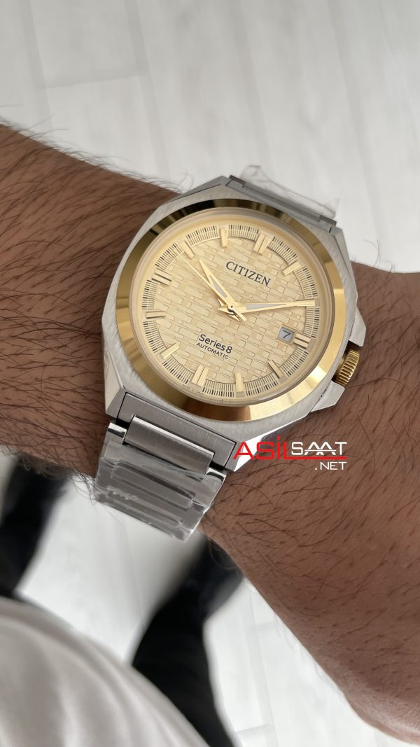 Citizen Series8 Champagne Two Tone Gold Replika Saat Citizen Series8 Champagne Two Tone Gold Replika Saat