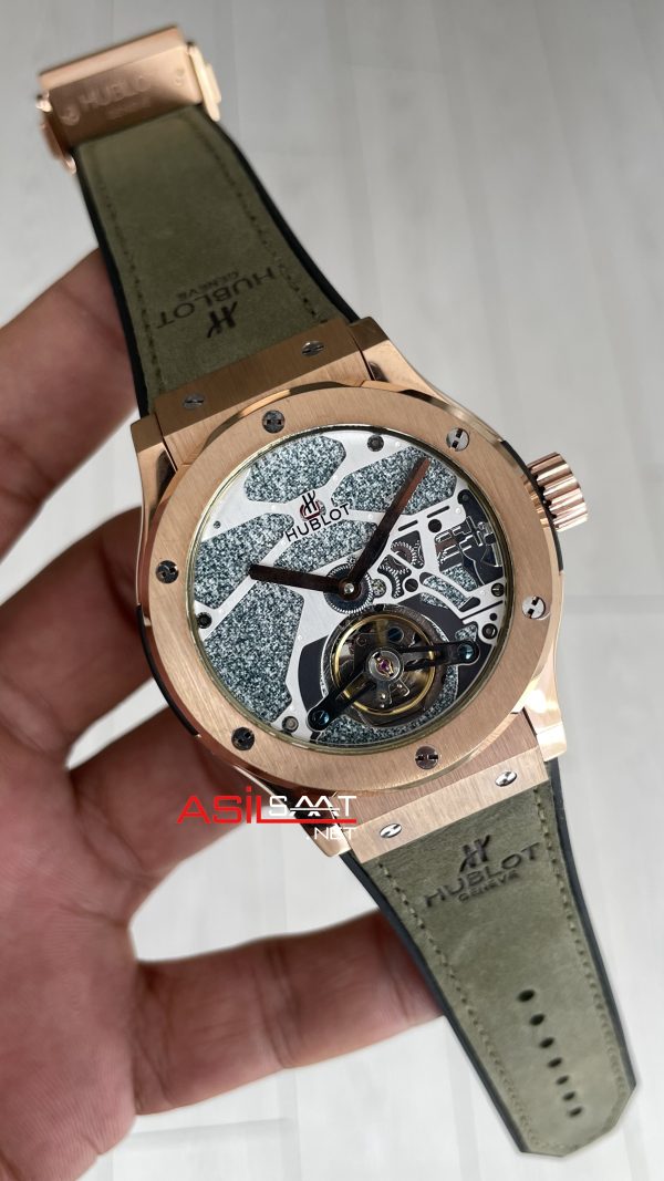 Hublot Classic Fusion Tourbillon Yeşil 42mm Rosegold Replika Saat Hublot Classic Fusion Tourbillon Yeşil 42mm Rosegold Replika Saat