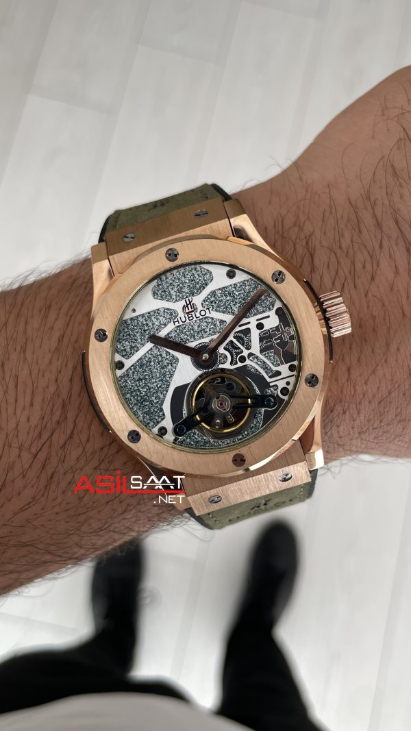 Hublot Classic Fusion Tourbillon Yeşil 42mm Rosegold Replika Saat Hublot Classic Fusion Tourbillon Yeşil 42mm Rosegold Replika Saat