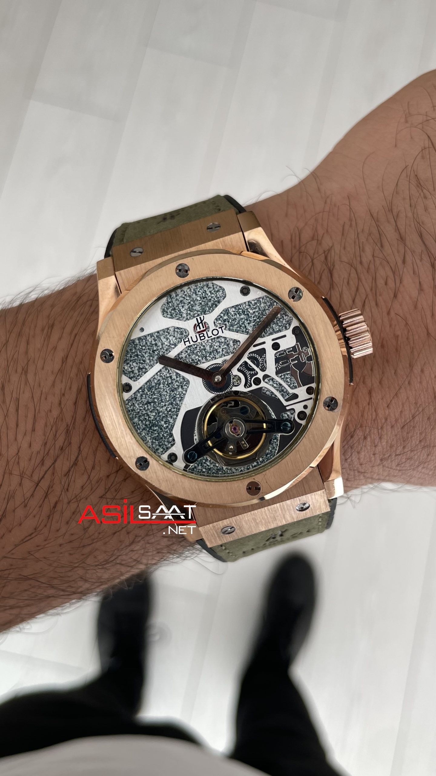 Hublot Classic Fusion Tourbillon Yeşil 42mm Rosegold Replika Saat