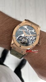 Hublot Classic Fusion Tourbillon Yeşil 42mm Rosegold Replika Saat