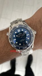 Omega Seamaster Diver 300M Mavi Kadran 42mm Replika Saat