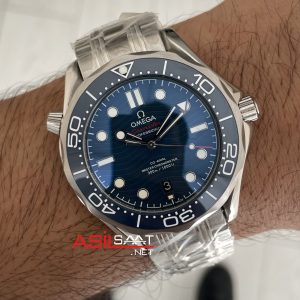 Omega Seamaster Diver 300M Mavi Kadran 42mm Replika Saat