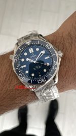 Omega Seamaster Diver 300M Mavi Kadran 42mm Replika Saat