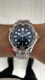 Omega Seamaster Diver 300M Siyah Kadran 42mm Replika Saat