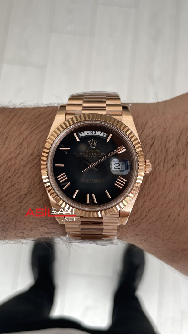Rolex Day Date Slate Ombre 228235 Romen Dial 40mm President DD3255 Rosegold AR Factory V1 Super Clone Swiss ETA Saat Rolex Day Date Slate Ombre 228235 Romen Dial 40mm President DD3255 Rosegold AR Factory V1 Super Clone Swiss ETA Saat