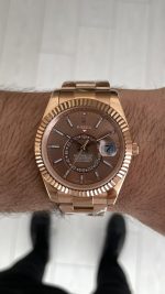 Rolex Sky Dweller Chocolate 326935 Oyster Rosegold 42mm Replika Saat