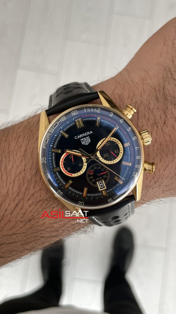 TAG Heuer Porsche Carrera Chronograph Gold Siyah Kadran 40mm Replika Saat TAG Heuer Porsche Carrera Chronograph Gold Siyah Kadran 40mm Replika Saat