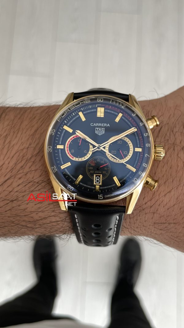 TAG Heuer Porsche Carrera Chronograph Gold Siyah Kadran 40mm Replika Saat TAG Heuer Porsche Carrera Chronograph Gold Siyah Kadran 40mm Replika Saat
