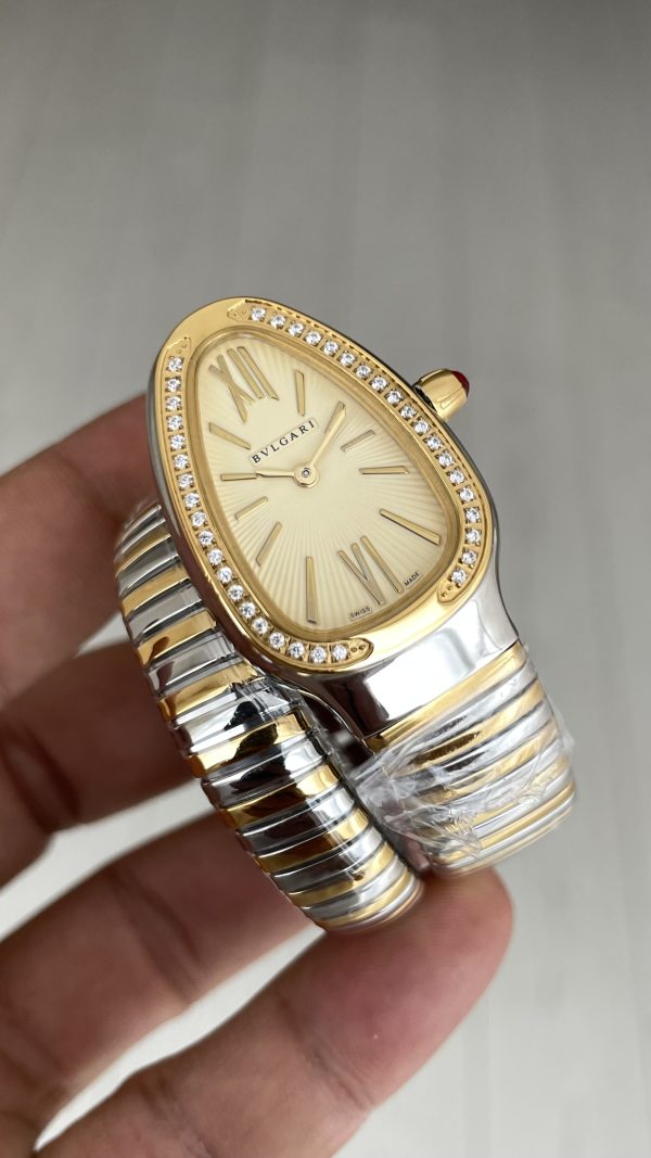 Bulgari Serpenti Tubogas Diamond Champagne Kadran Silver Gold 35mm Tek Sarmalı Kadın Kol Saati Bulgari Serpenti Tubogas Diamond Champagne Kadran Silver Gold 35mm Tek Sarmalı Kadın Kol Saati