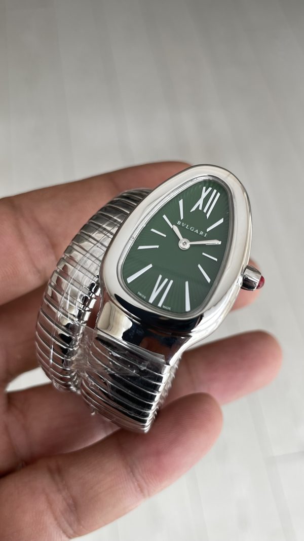 Bulgari Serpenti Tubogas Yeşil Kadran Silver 35mm Kadın Kol Saati Bulgari Serpenti Tubogas Yeşil Kadran Silver 35mm Kadın Kol Saati