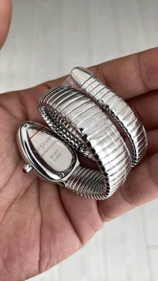 Bulgari Serpenti Tubogas Yeşil Kadran Silver 35mm Kadın Kol Saati Bulgari Serpenti Tubogas Yeşil Kadran Silver 35mm Kadın Kol Saati