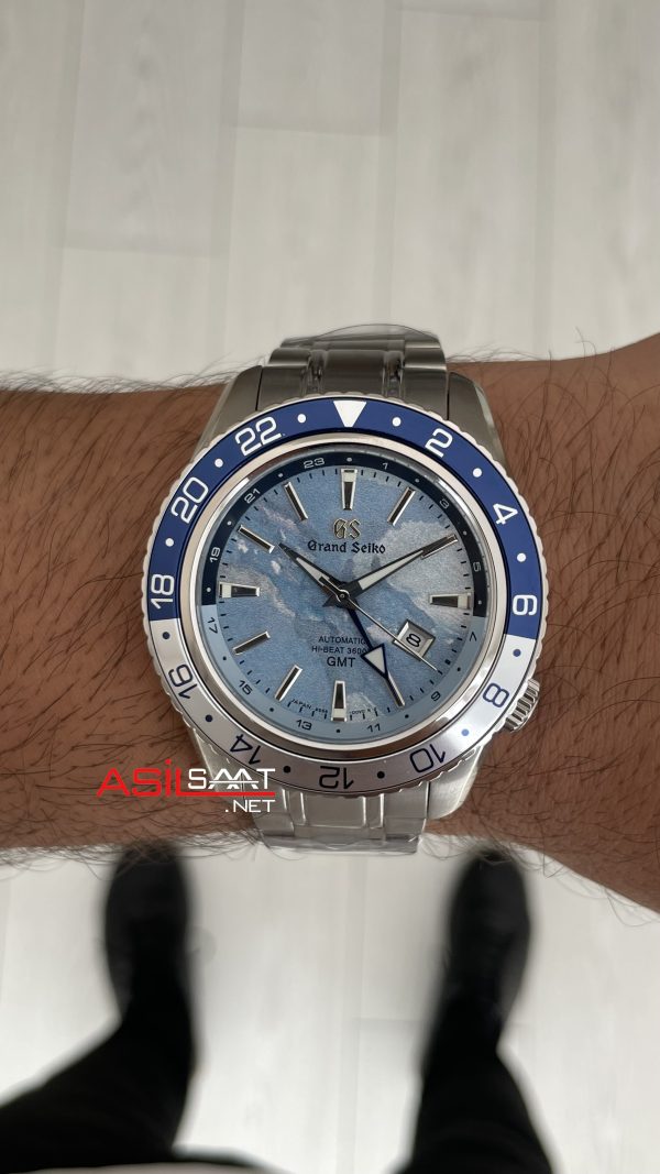 Grand Seiko GMT Sport Collection 44mm Buz Mavisi Kadran Replika Saat Grand Seiko GMT Sport Collection 44mm Buz Mavisi Kadran Replika Saat