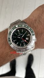 Grand Seiko GMT Sport Collection 44mm Yeşil Kadran Replika Saat
