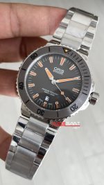 Oris Aquis Date 43mm Gri Kadran Replika Saat