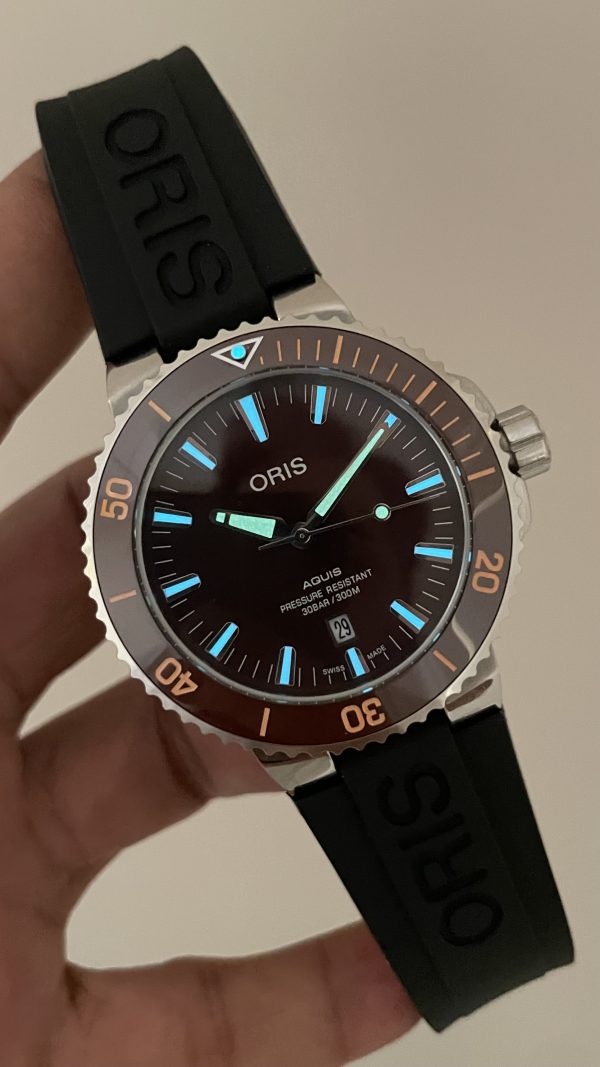 Oris Aquis Date Brown 43mm Kauçuk Replika Saat Oris Aquis Date Brown 43mm Kauçuk Replika Saat