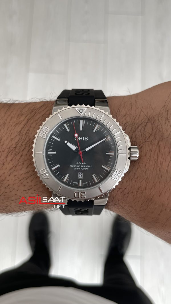 Oris Aquis Date Relief 43mm Gri Kadran Kauçuk Replika Saat Oris Aquis Date Relief 43mm Gri Kadran Kauçuk Replika Saat